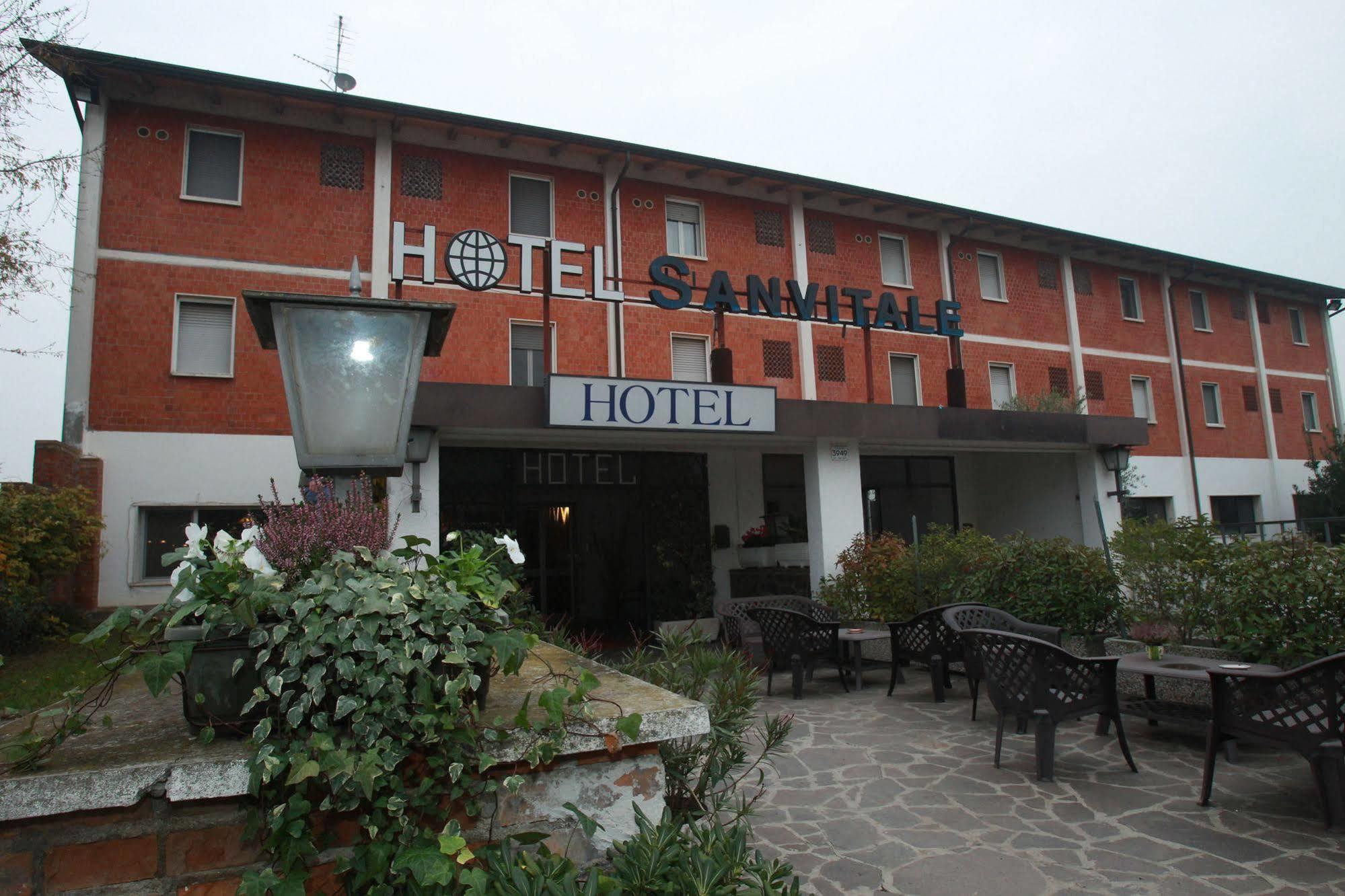 Hotel San Vitale Medicina  المظهر الخارجي الصورة